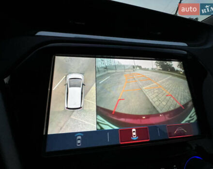 Красный Шевроле Bolt EV, объемом двигателя 0 л и пробегом 155 тыс. км за 14499 $, фото 34 на Automoto.ua