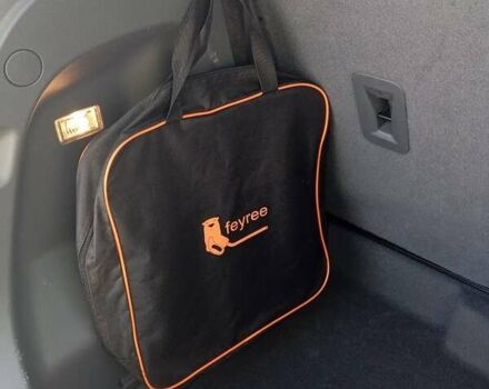 Красный Шевроле Bolt EV, объемом двигателя 0 л и пробегом 67 тыс. км за 14550 $, фото 38 на Automoto.ua