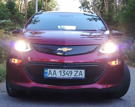 Красный Шевроле Bolt EV, объемом двигателя 0 л и пробегом 101 тыс. км за 18700 $, фото 3 на Automoto.ua