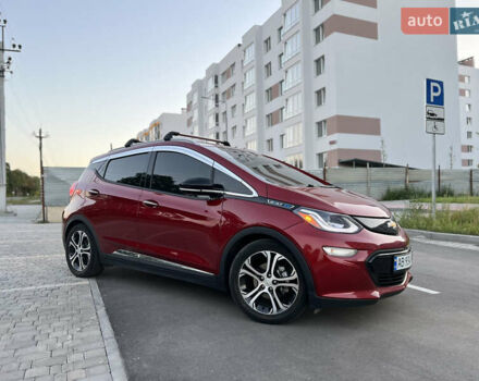 Красный Шевроле Bolt EV, объемом двигателя 0 л и пробегом 155 тыс. км за 14499 $, фото 3 на Automoto.ua