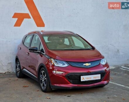 Красный Шевроле Bolt EV, объемом двигателя 0 л и пробегом 90 тыс. км за 18490 $, фото 4 на Automoto.ua