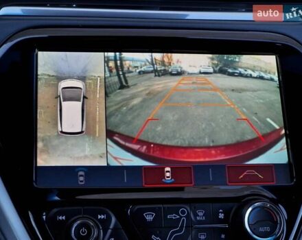 Красный Шевроле Bolt EV, объемом двигателя 0 л и пробегом 90 тыс. км за 18490 $, фото 57 на Automoto.ua