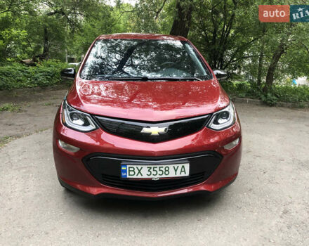 Красный Шевроле Bolt EV, объемом двигателя 0 л и пробегом 90 тыс. км за 13999 $, фото 1 на Automoto.ua