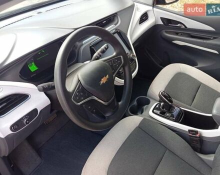 Красный Шевроле Bolt EV, объемом двигателя 0 л и пробегом 67 тыс. км за 14550 $, фото 34 на Automoto.ua