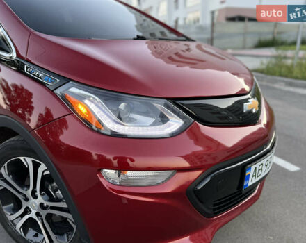 Красный Шевроле Bolt EV, объемом двигателя 0 л и пробегом 155 тыс. км за 14499 $, фото 4 на Automoto.ua
