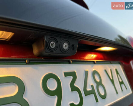 Красный Шевроле Bolt EV, объемом двигателя 0 л и пробегом 155 тыс. км за 14499 $, фото 31 на Automoto.ua