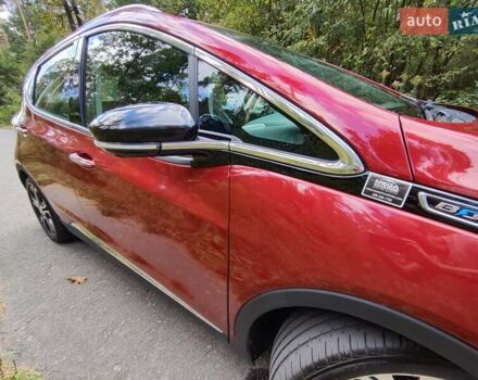 Красный Шевроле Bolt EV, объемом двигателя 0 л и пробегом 101 тыс. км за 18700 $, фото 8 на Automoto.ua