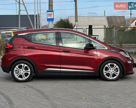 Красный Шевроле Bolt EV, объемом двигателя 0 л и пробегом 235 тыс. км за 12750 $, фото 3 на Automoto.ua