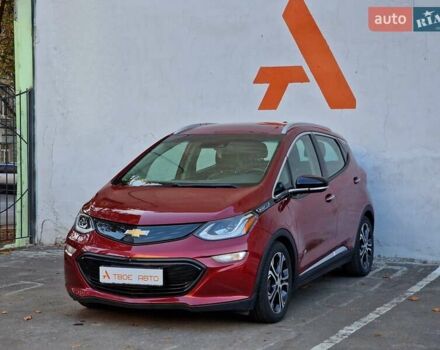 Красный Шевроле Bolt EV, объемом двигателя 0 л и пробегом 90 тыс. км за 18490 $, фото 3 на Automoto.ua