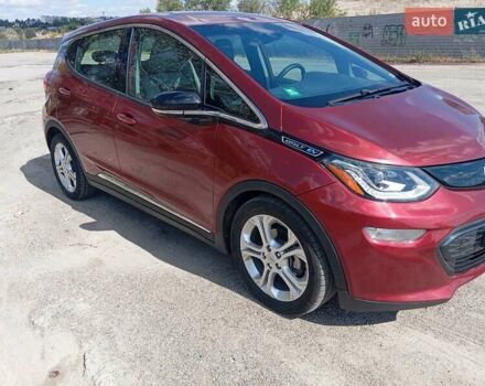 Красный Шевроле Bolt EV, объемом двигателя 0 л и пробегом 67 тыс. км за 14550 $, фото 5 на Automoto.ua