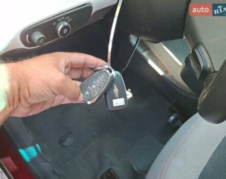 Красный Шевроле Bolt EV, объемом двигателя 0 л и пробегом 37 тыс. км за 7000 $, фото 6 на Automoto.ua