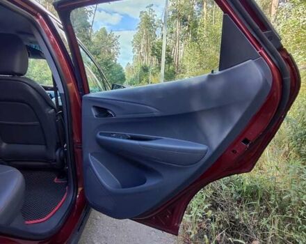 Красный Шевроле Bolt EV, объемом двигателя 0 л и пробегом 101 тыс. км за 18700 $, фото 39 на Automoto.ua