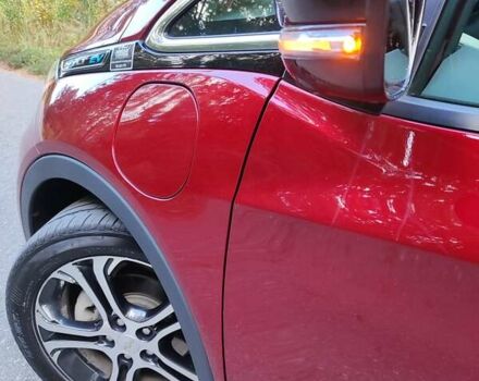 Красный Шевроле Bolt EV, объемом двигателя 0 л и пробегом 101 тыс. км за 18700 $, фото 26 на Automoto.ua