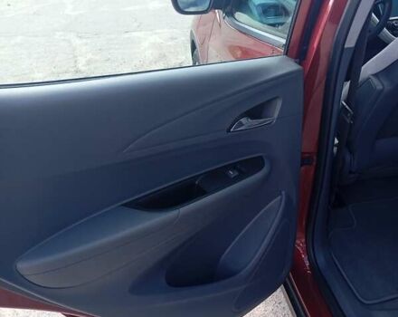 Красный Шевроле Bolt EV, объемом двигателя 0 л и пробегом 67 тыс. км за 14550 $, фото 16 на Automoto.ua