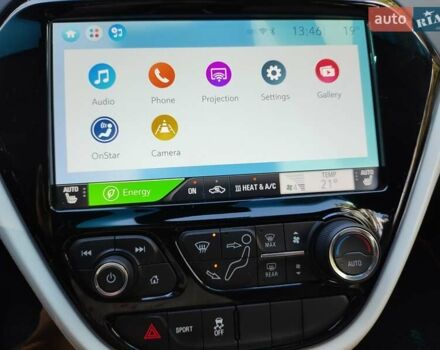 Красный Шевроле Bolt EV, объемом двигателя 0 л и пробегом 101 тыс. км за 18700 $, фото 52 на Automoto.ua