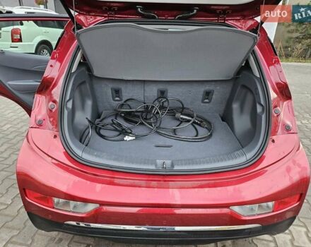 Красный Шевроле Bolt EV, объемом двигателя 0 л и пробегом 57 тыс. км за 15500 $, фото 18 на Automoto.ua