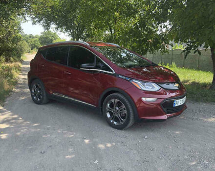 Красный Шевроле Bolt EV, объемом двигателя 0 л и пробегом 57 тыс. км за 14500 $, фото 6 на Automoto.ua