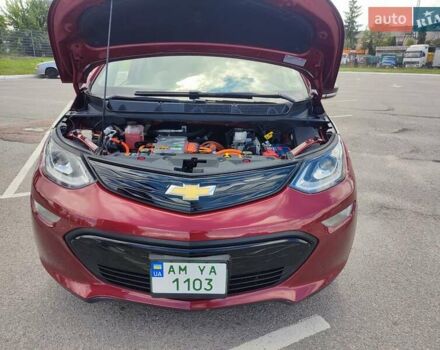 Красный Шевроле Bolt EV, объемом двигателя 0 л и пробегом 55 тыс. км за 23990 $, фото 22 на Automoto.ua
