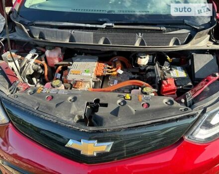 Красный Шевроле Bolt EV, объемом двигателя 0 л и пробегом 75 тыс. км за 13333 $, фото 6 на Automoto.ua