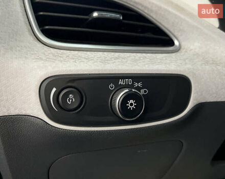 Червоний Шевроле Bolt EV, об'ємом двигуна 0 л та пробігом 127 тис. км за 14500 $, фото 12 на Automoto.ua