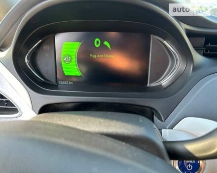 Красный Шевроле Bolt EV, объемом двигателя 0 л и пробегом 75 тыс. км за 13333 $, фото 5 на Automoto.ua