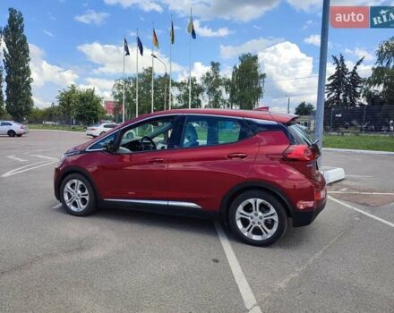 Красный Шевроле Bolt EV, объемом двигателя 0 л и пробегом 55 тыс. км за 23990 $, фото 5 на Automoto.ua