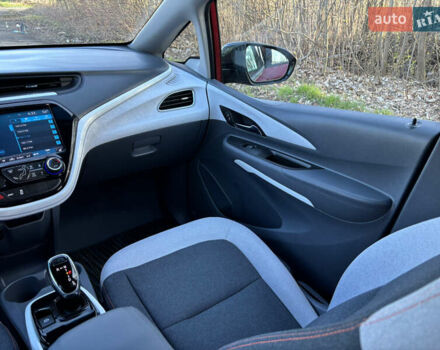 Червоний Шевроле Bolt EV, об'ємом двигуна 0 л та пробігом 50 тис. км за 15000 $, фото 17 на Automoto.ua