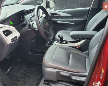 Красный Шевроле Bolt EV, объемом двигателя 0 л и пробегом 23 тыс. км за 17500 $, фото 17 на Automoto.ua