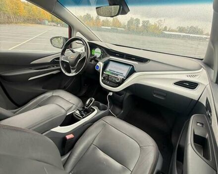 Красный Шевроле Bolt EV, объемом двигателя 0 л и пробегом 57 тыс. км за 17600 $, фото 9 на Automoto.ua