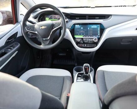 Красный Шевроле Bolt EV, объемом двигателя 0 л и пробегом 178 тыс. км за 16200 $, фото 8 на Automoto.ua