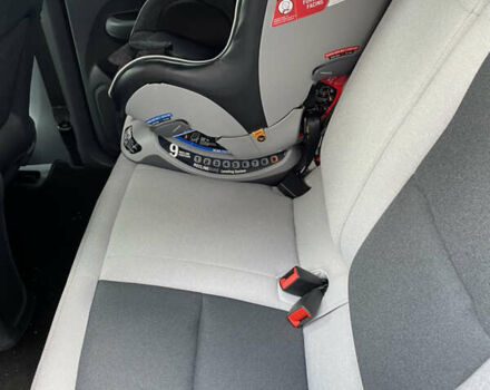 Красный Шевроле Bolt EV, объемом двигателя 0 л и пробегом 77 тыс. км за 16000 $, фото 8 на Automoto.ua