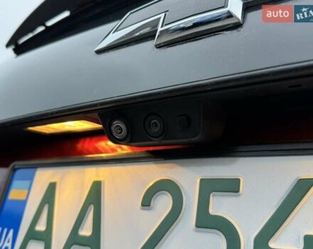 Красный Шевроле Bolt EV, объемом двигателя 0 л и пробегом 10 тыс. км за 17199 $, фото 21 на Automoto.ua