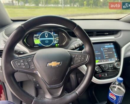 Красный Шевроле Bolt EV, объемом двигателя 0 л и пробегом 36 тыс. км за 16450 $, фото 24 на Automoto.ua