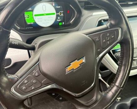 Красный Шевроле Bolt EV, объемом двигателя 0 л и пробегом 57 тыс. км за 17600 $, фото 8 на Automoto.ua