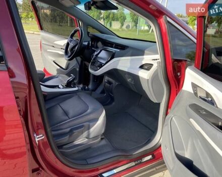 Красный Шевроле Bolt EV, объемом двигателя 0 л и пробегом 36 тыс. км за 16450 $, фото 19 на Automoto.ua