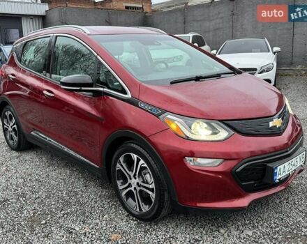 Красный Шевроле Bolt EV, объемом двигателя 0 л и пробегом 10 тыс. км за 17199 $, фото 2 на Automoto.ua