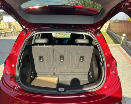 Шевроле Bolt EV 2022 в Тернополе на Automoto.ua Красный Шевроле Bolt EV, объемом двигателя 0 л и пробегом 59 тыс. км за 15500 $, фото 10 на Automoto.ua