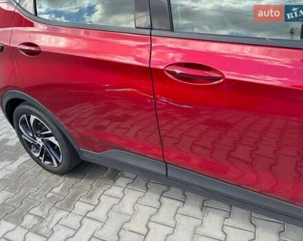 Красный Шевроле Bolt EV, объемом двигателя 0 л и пробегом 32 тыс. км за 12299 $, фото 7 на Automoto.ua
