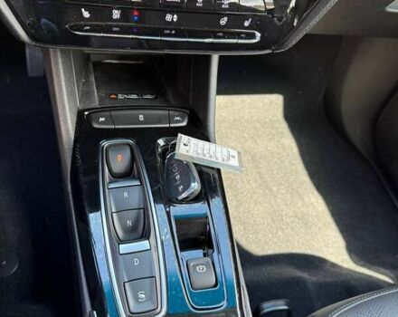 Красный Шевроле Bolt EV, объемом двигателя 0 л и пробегом 32 тыс. км за 12299 $, фото 25 на Automoto.ua