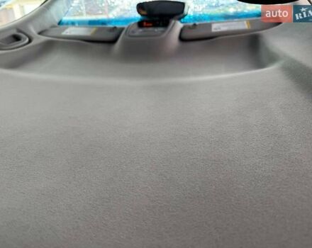 Красный Шевроле Bolt EV, объемом двигателя 0 л и пробегом 32 тыс. км за 12299 $, фото 31 на Automoto.ua