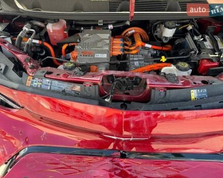 Красный Шевроле Bolt EV, объемом двигателя 0 л и пробегом 32 тыс. км за 12299 $, фото 19 на Automoto.ua
