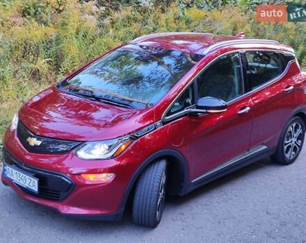 Красный Шевроле Bolt EV, объемом двигателя 0 л и пробегом 101 тыс. км за 18700 $, фото 1 на Automoto.ua