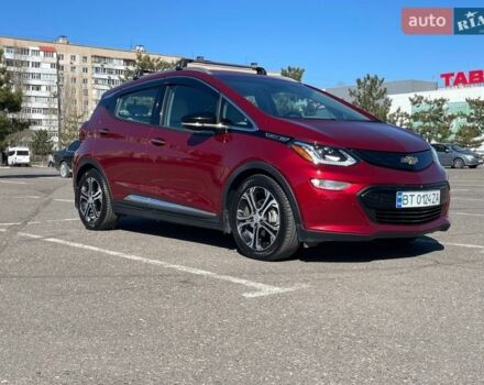 Красный Шевроле Bolt EV, объемом двигателя 0 л и пробегом 61 тыс. км за 14750 $, фото 1 на Automoto.ua