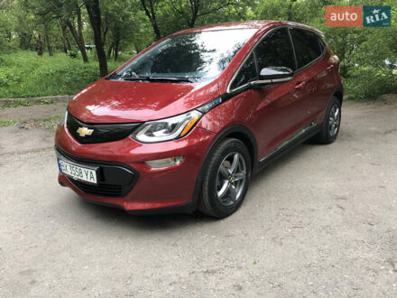 Красный Шевроле Bolt EV, объемом двигателя 0 л и пробегом 90 тыс. км за 13999 $, фото 1 на Automoto.ua