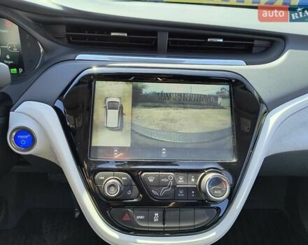 Шевроле Bolt EV, объемом двигателя 0 л и пробегом 93 тыс. км за 16900 $, фото 21 на Automoto.ua