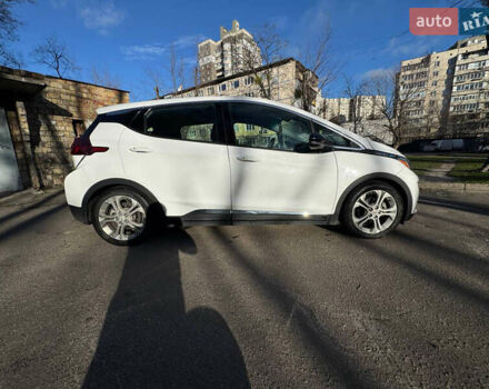 Шевроле Bolt EV, объемом двигателя 0 л и пробегом 180 тыс. км за 10900 $, фото 4 на Automoto.ua