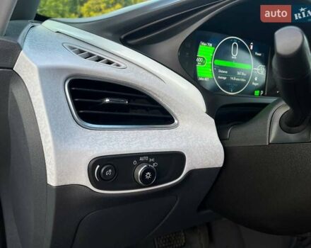 Шевроле Bolt EV, объемом двигателя 0 л и пробегом 30 тыс. км за 19300 $, фото 20 на Automoto.ua