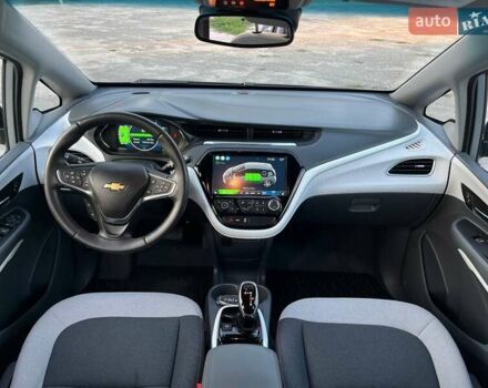 Шевроле Bolt EV, объемом двигателя 0 л и пробегом 30 тыс. км за 19300 $, фото 26 на Automoto.ua