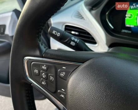 Шевроле Bolt EV, объемом двигателя 0 л и пробегом 30 тыс. км за 19300 $, фото 23 на Automoto.ua