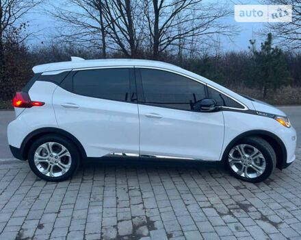 Шевроле Bolt EV, объемом двигателя 0 л и пробегом 30 тыс. км за 18500 $, фото 6 на Automoto.ua